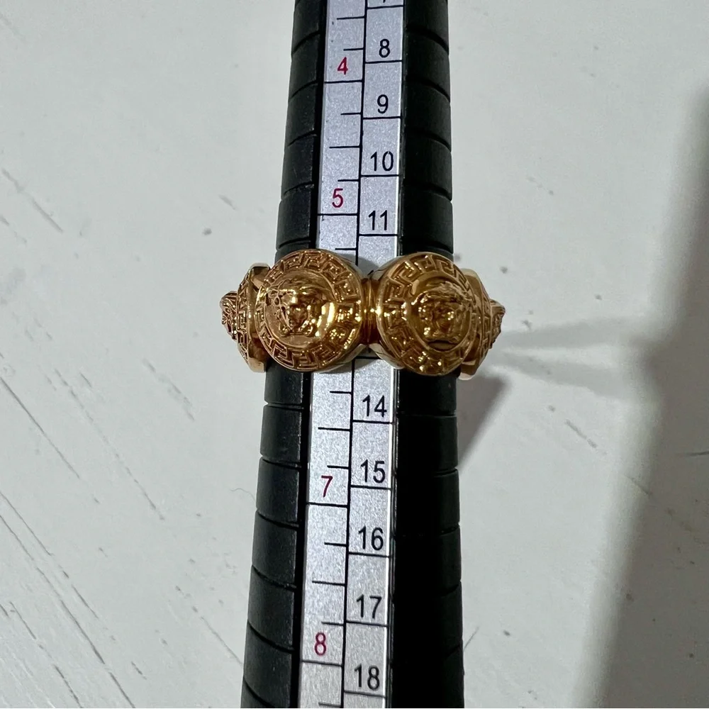 Versace Medusa Tribute Ring - Picture 6 of 6